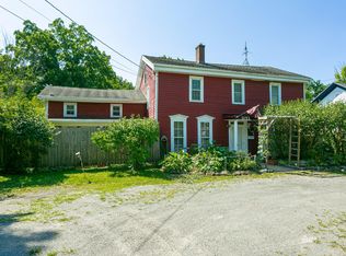 2153 Five Mile Line Rd, Penfield, NY 14526