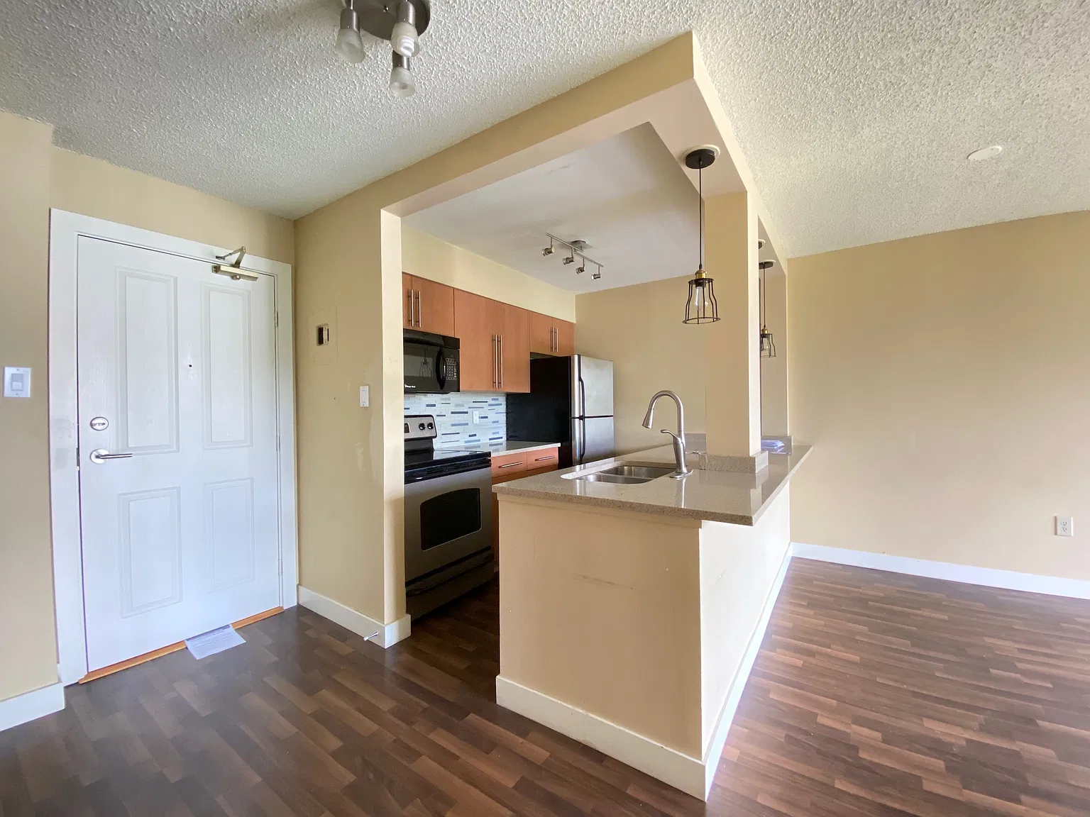 1 bed, 532 sqft, $2,150 — Photo 3