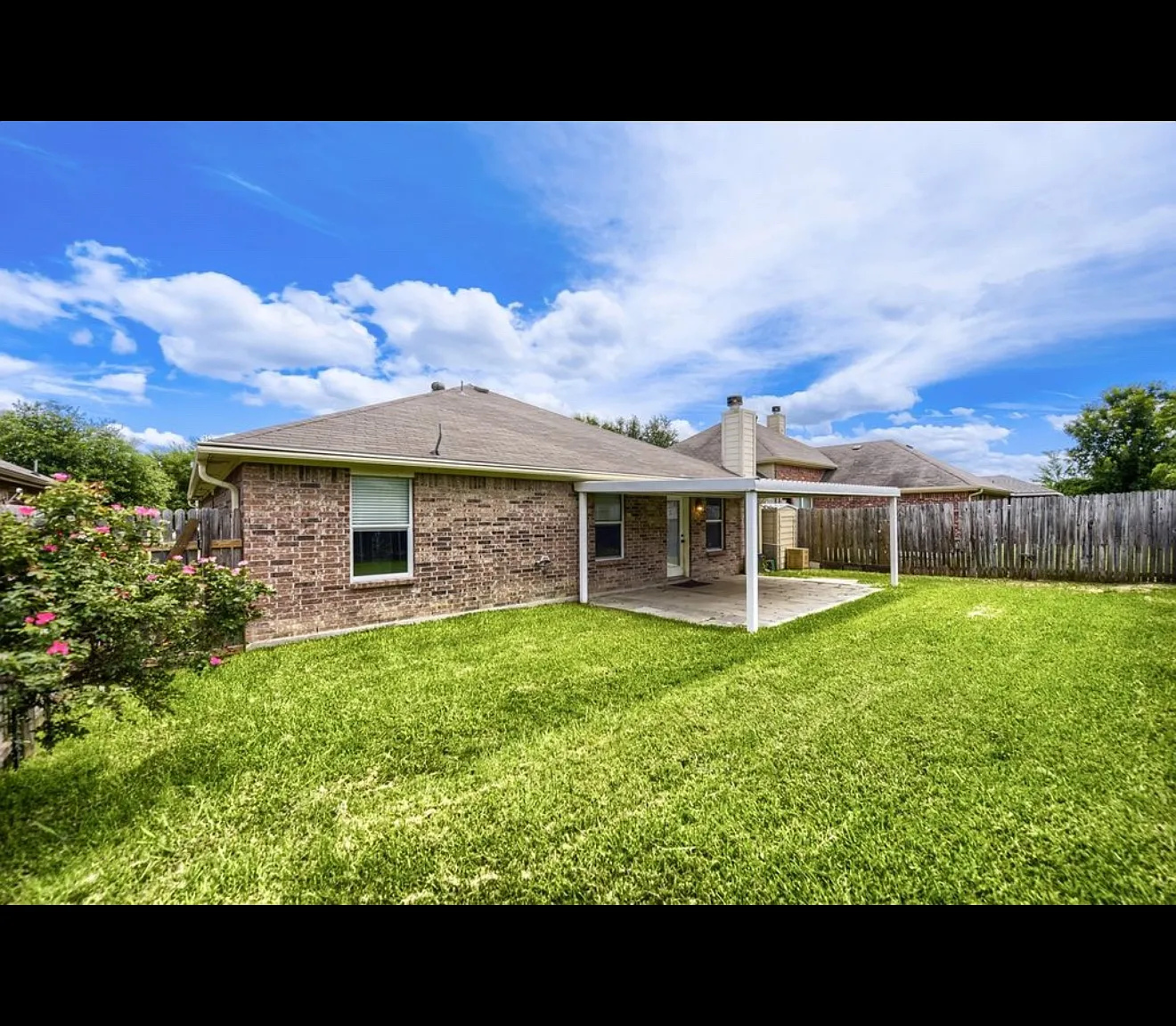 3 bed, 1603 sqft, $2,150 — Photo 2