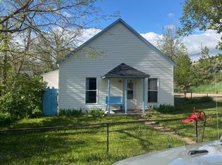 441 Stickney St, Lyons, CO 80540