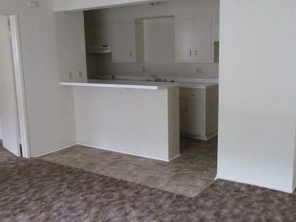 2nd image of 237 N 2nd St APT 4B