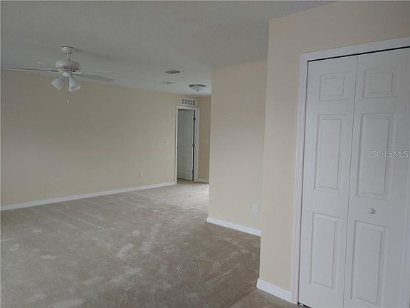 3rd image of 1971 Montero Cir