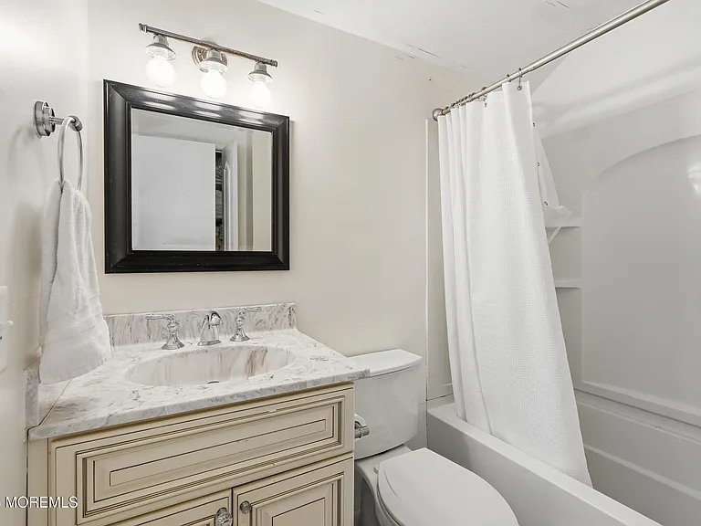 4 Cheryl Dr — Photo 22