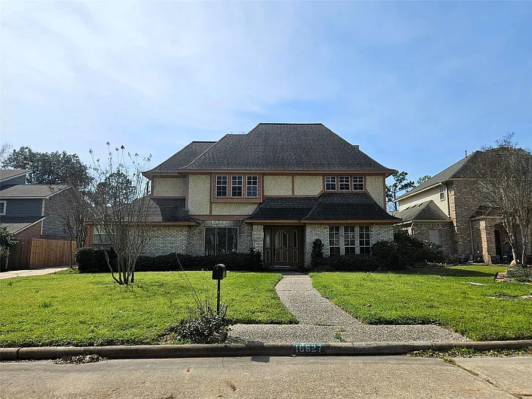 16627 Aldenham Pl — Photo 24