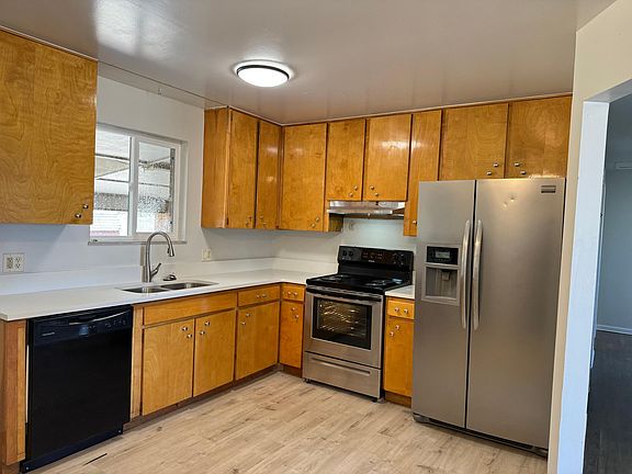 2nd image of 11351 Clarkson St
