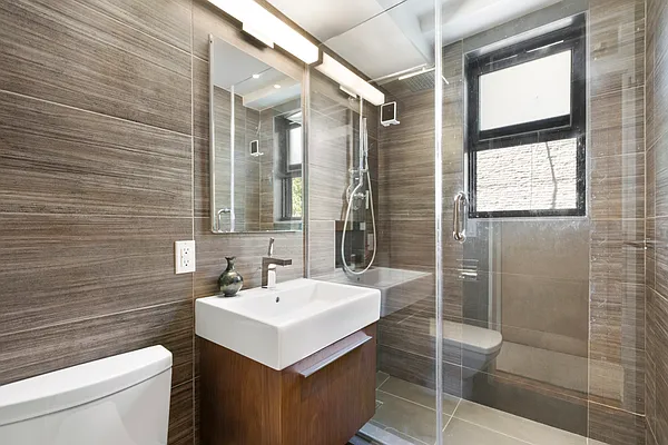 Sold by Compass | media 10