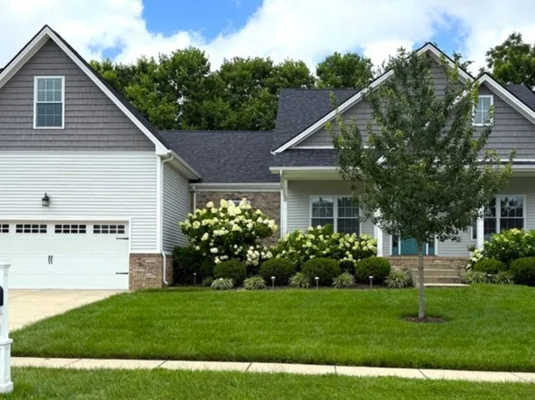 275 Runnymeade Dr, Winchester, KY 40391