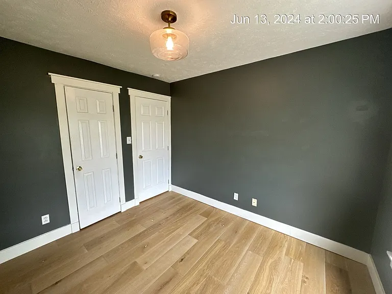 146 Cavalier Dr — Photo 22