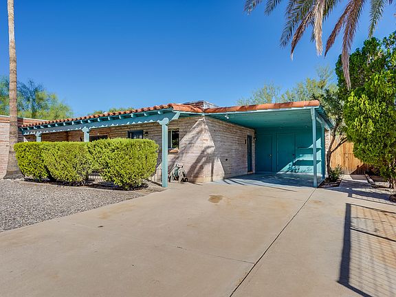 2nd image of 2524 W Calle Paraiso