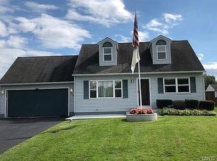 8771 Haymarket Rd, Brewerton, NY 13029