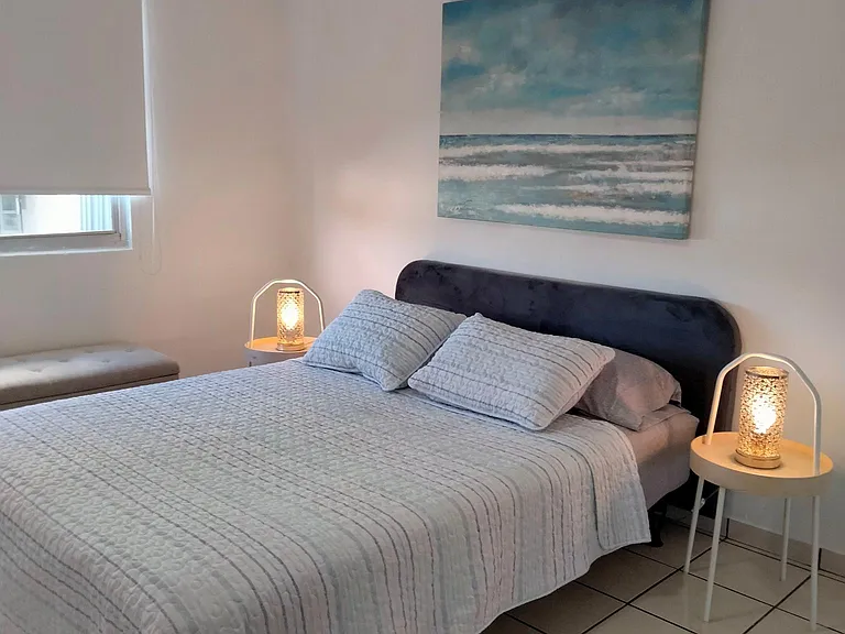 Second Bedroom, queen bed