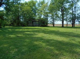 115 Tanner St, Louisville, IL 62858