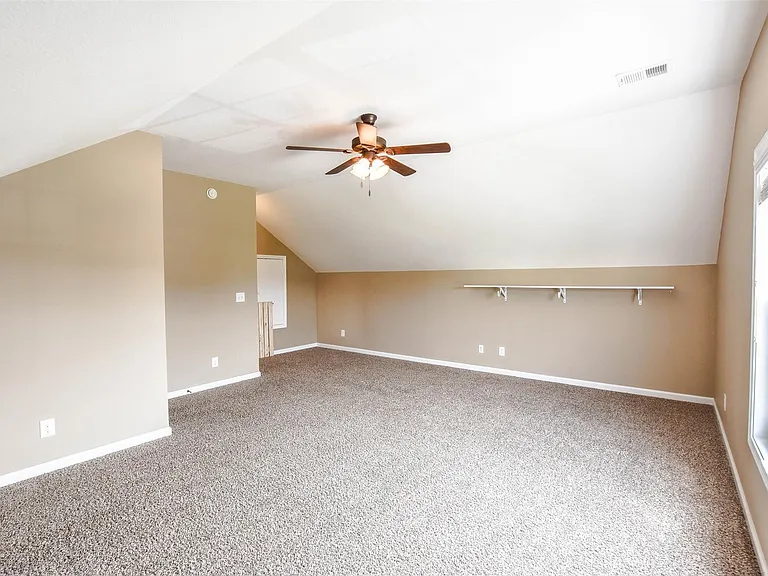 3627 Fox Tail Dr — Photo 18