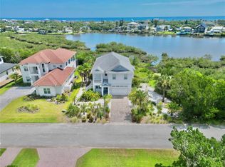 2569 Palm Ave, Flagler Beach, FL 32136