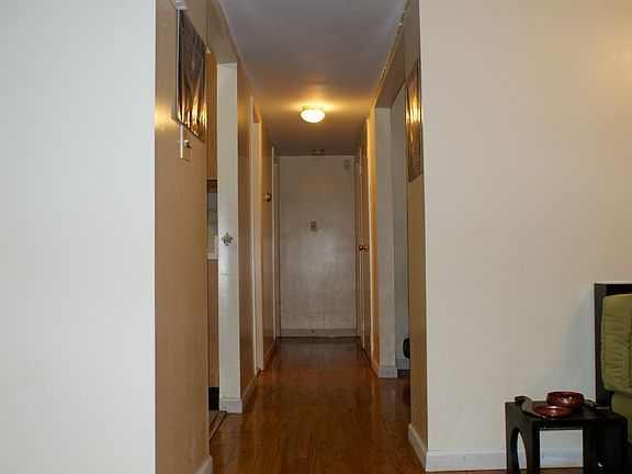 4th image of 16630 137th Ave #B2