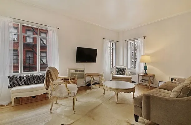 Rented by Compass | media 13