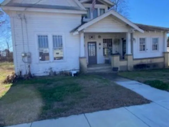 301 Jefferson St SW, Camden, AR 71701