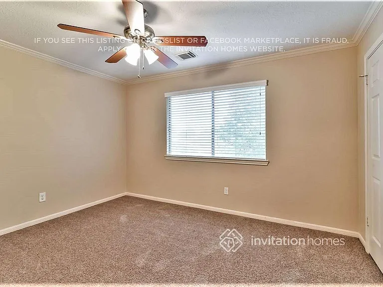 1011 Wentworth Dr — Photo 9