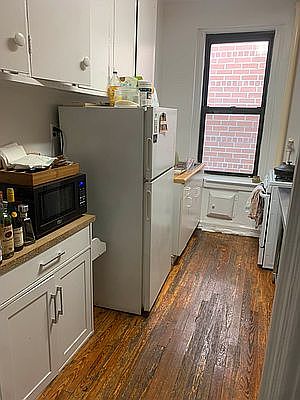 5th image of 440 E 6th St #6AA