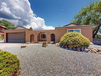 12224 Vienna Dr NE, Albuquerque, NM, 87111