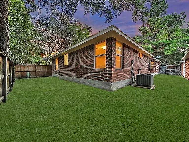 15 Bayou Springs Ct — Photo 22