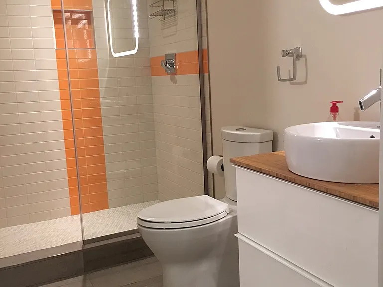 715 Emerson St NW — Photo 10