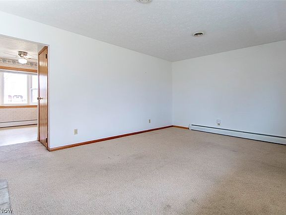 5th image of 6961 Bear Swamp Rd