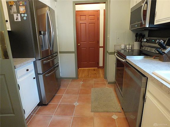 4th image of 71 Wythe Parish St