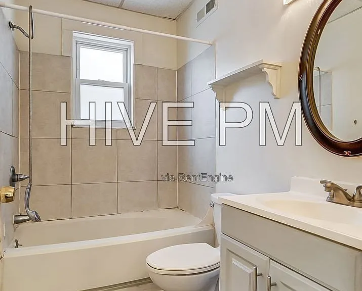 3246 Linwood Ave #2 — Photo 19