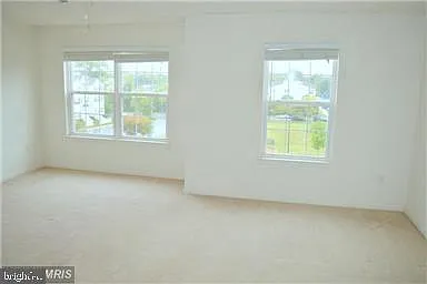 1729 Barnett Ct — Photo 2