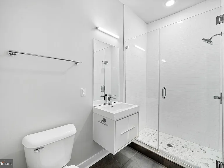 257 N 3rd St #1 — Photo 9