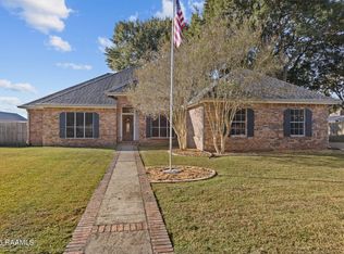 116 Ashford Ln, Youngsville, LA 70592