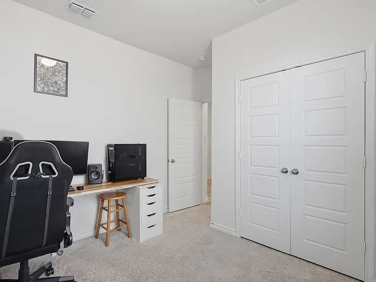 15415 Oceanus Dr — Photo 16