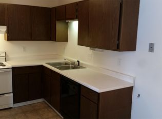 3223 Scenic Dr #4, Cedar Falls, IA 50613