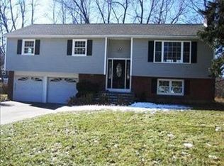 6 Dennis Rd, Wappingers Falls, NY 12590