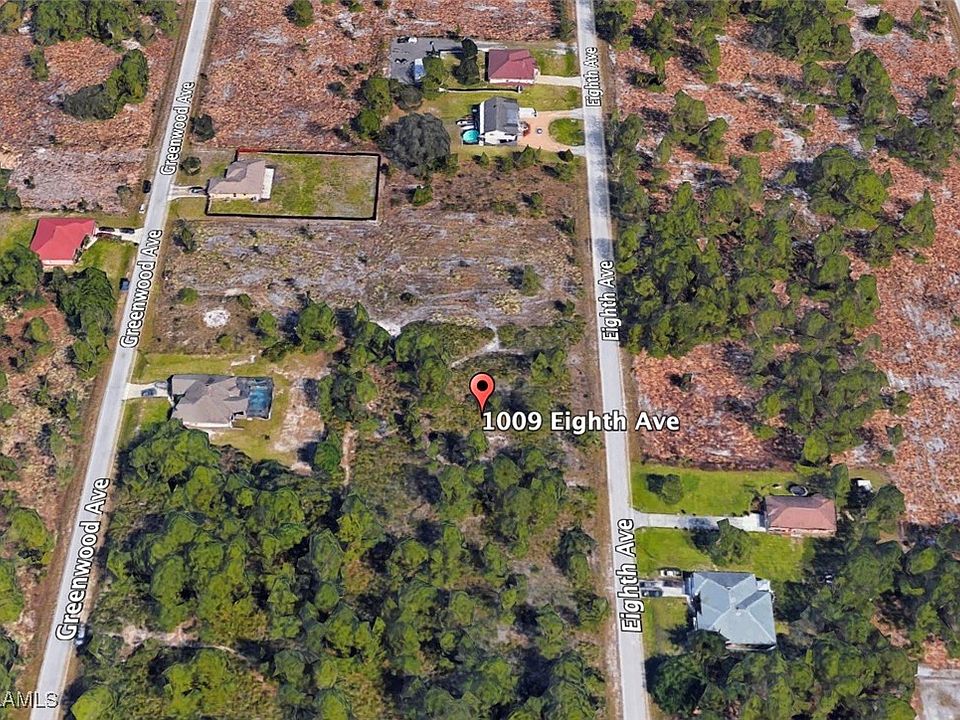 2nd image of 1009 8th Ave