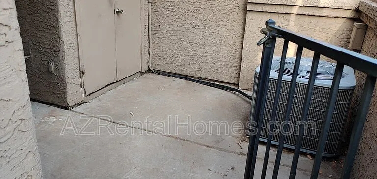 819 N College Ave #I121 — Photo 20