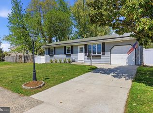 503 Devonshire Dr, Sewell, NJ 08080
