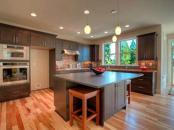 2nd image of 2708 NW Pinecone Dr