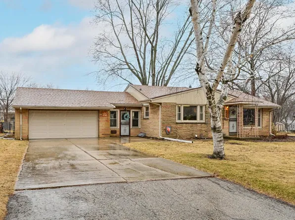 4059 North 94th STREET, Wauwatosa, WI 53222