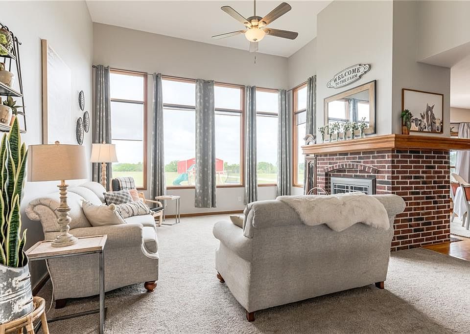 4962 W 351st St Louisburg, KS, 66053 Apartments for Rent Zillow