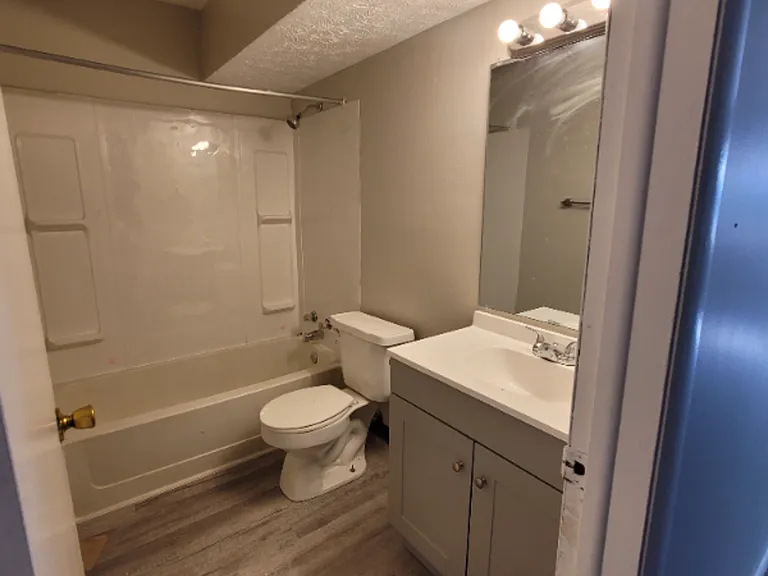 Apartments of North Canton — Photo 4