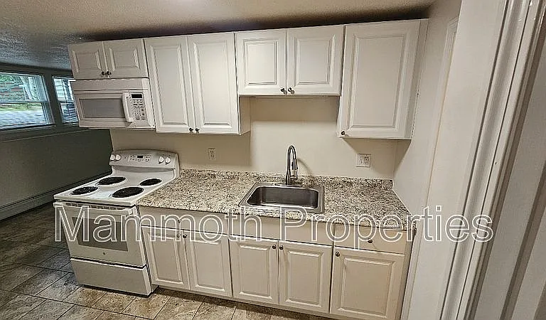 9 Emerald Dr #2 — Photo 5