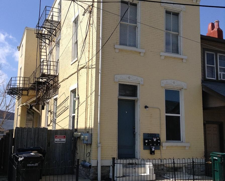 1st image of 2829 Glendora Ave
