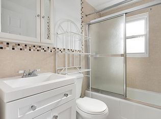 1 Wilton Rd, Valley Stream, NY 11580