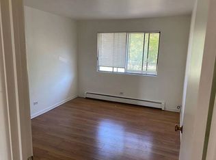 11 Willow Way 2 #2, Westmont, IL 60559