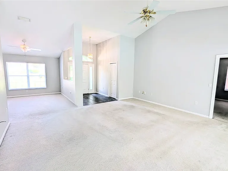 4565 N Allamandra Dr — Photo 3