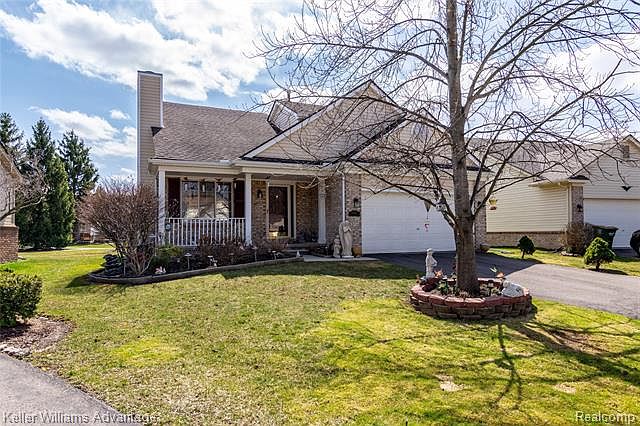 1st image of 28667 Bayberry Ct E #12