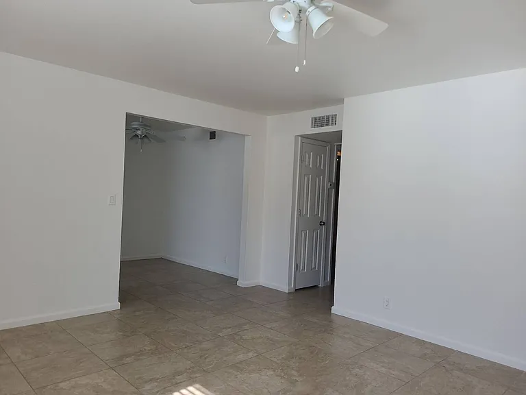 926 & 934 W 8th Pl — Photo 14