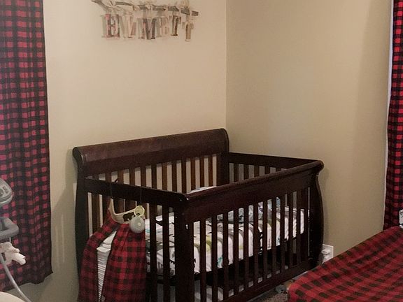 Spare bedroom remodeled 2017